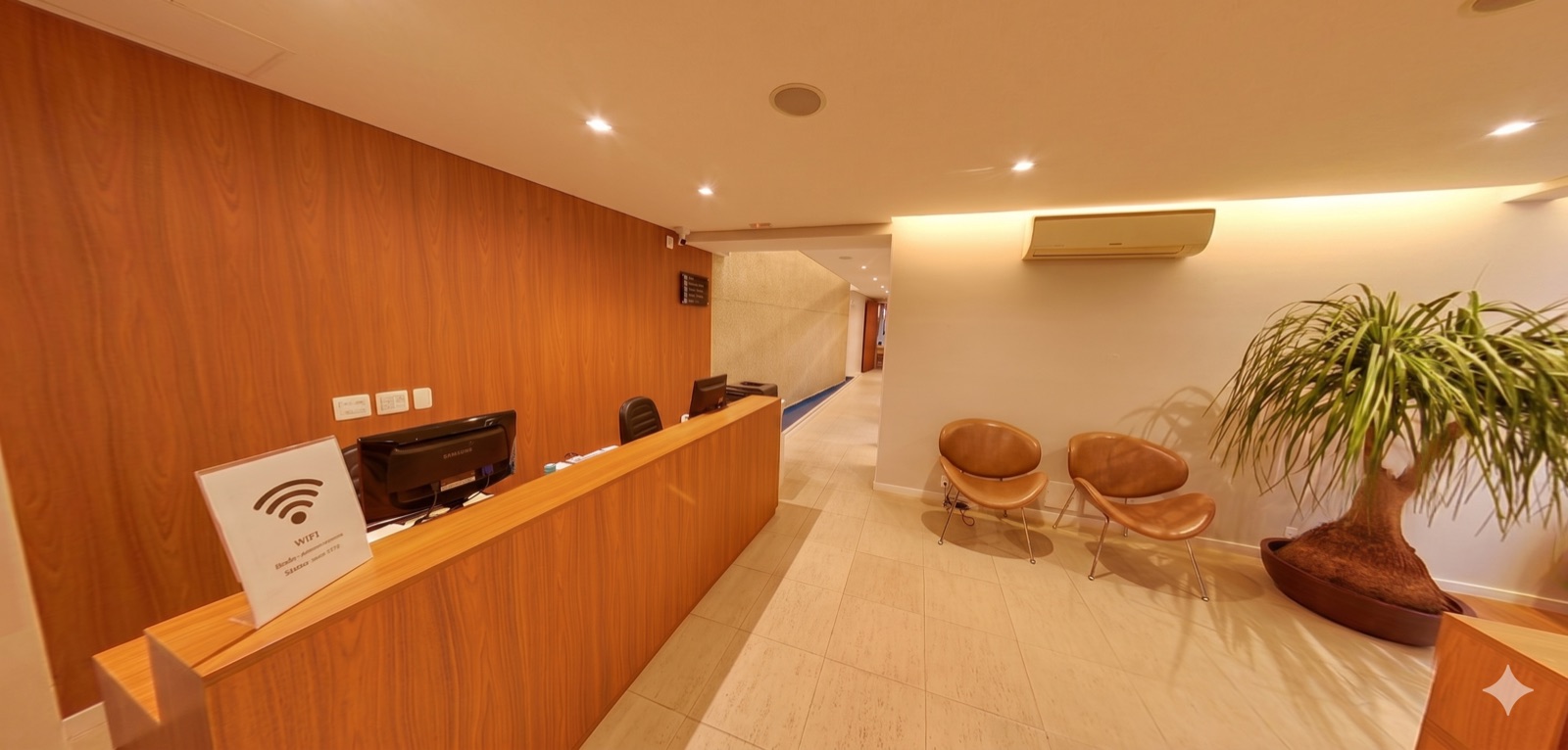 Recepção do consultório no Jardim Paulista
